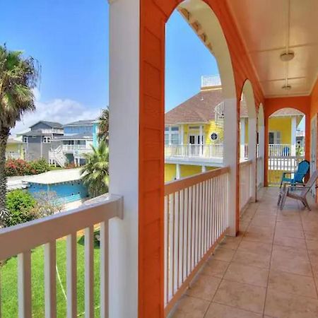 7 Bedroom Home Steps To The Beach With 4 Patios And Pool! Sleeps 20 Port Aransas Bagian luar foto