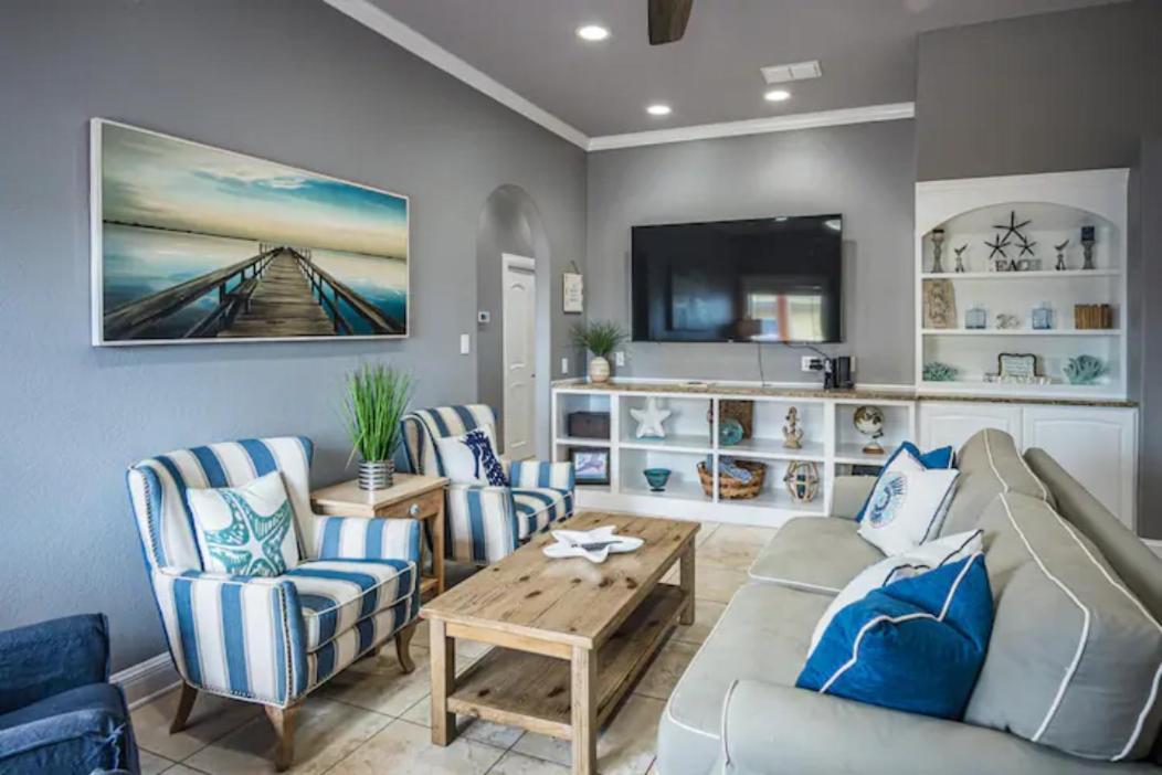 7 Bedroom Home Steps To The Beach With 4 Patios And Pool! Sleeps 20 Port Aransas Bagian luar foto