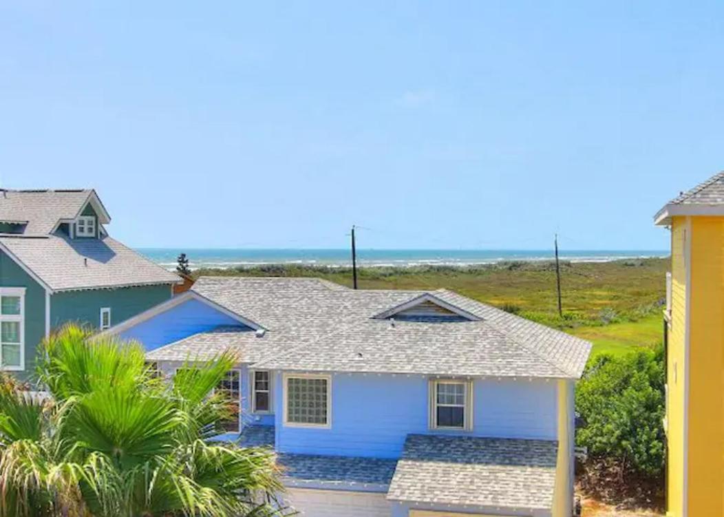 7 Bedroom Home Steps To The Beach With 4 Patios And Pool! Sleeps 20 Port Aransas Bagian luar foto
